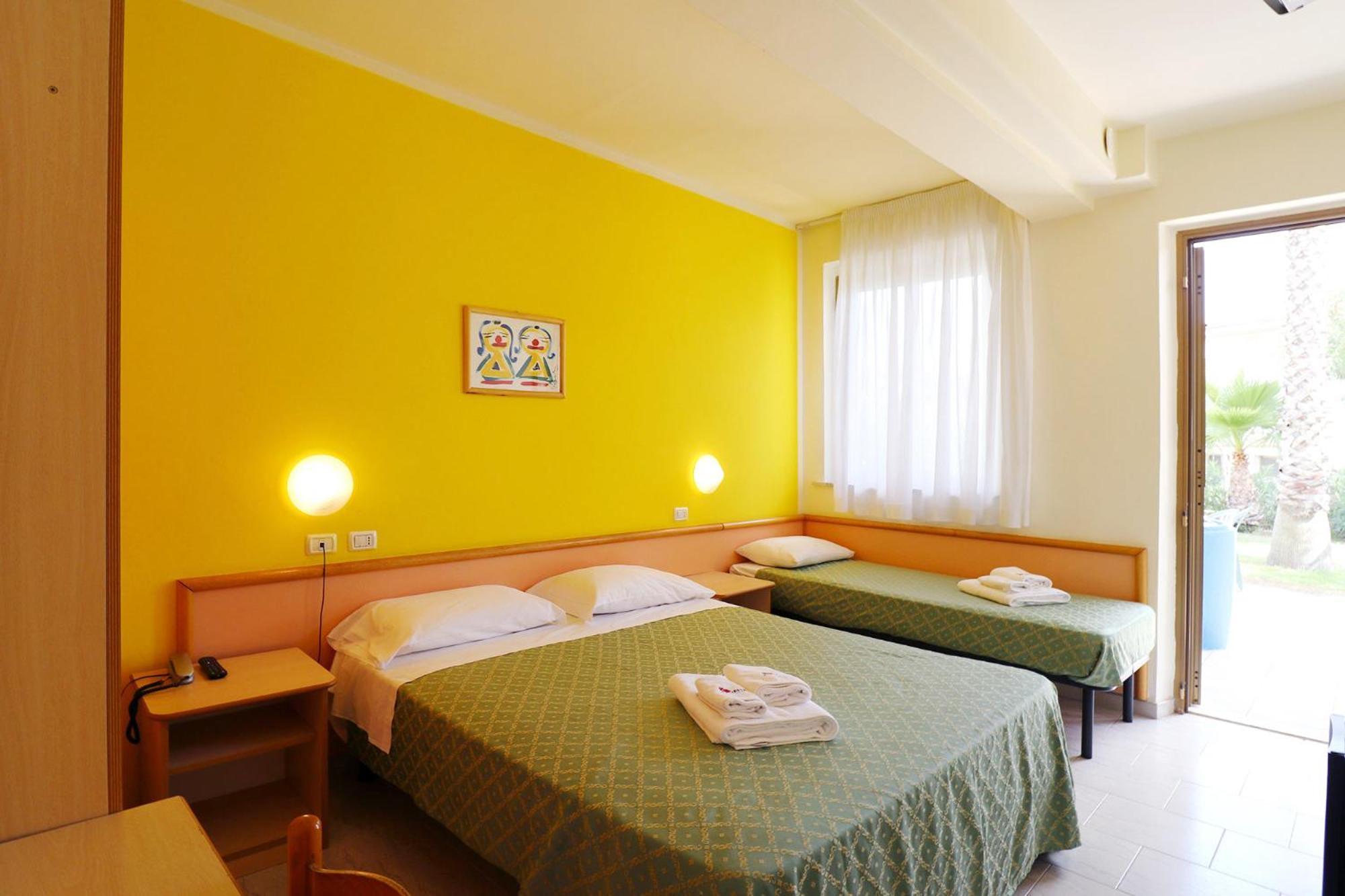 Nirvana Club Village Botricello Dış mekan fotoğraf