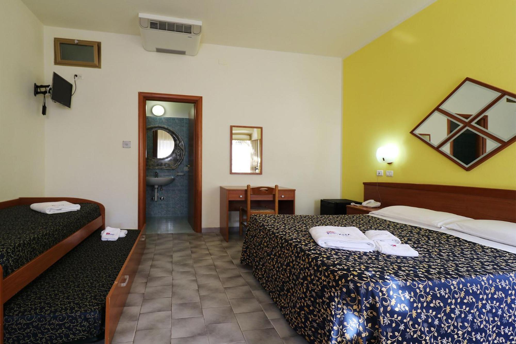 Nirvana Club Village Botricello Oda fotoğraf