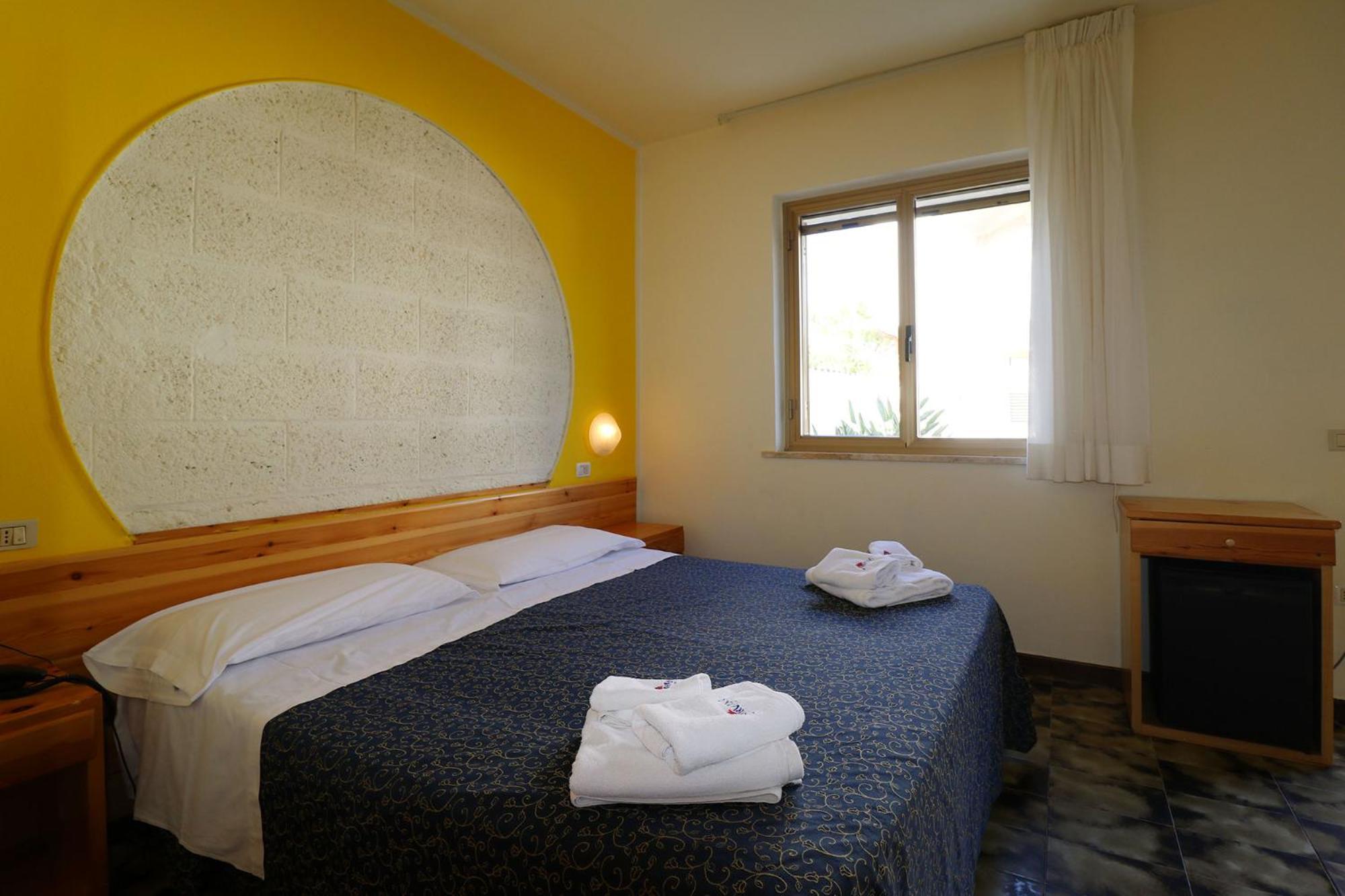 Nirvana Club Village Botricello Dış mekan fotoğraf