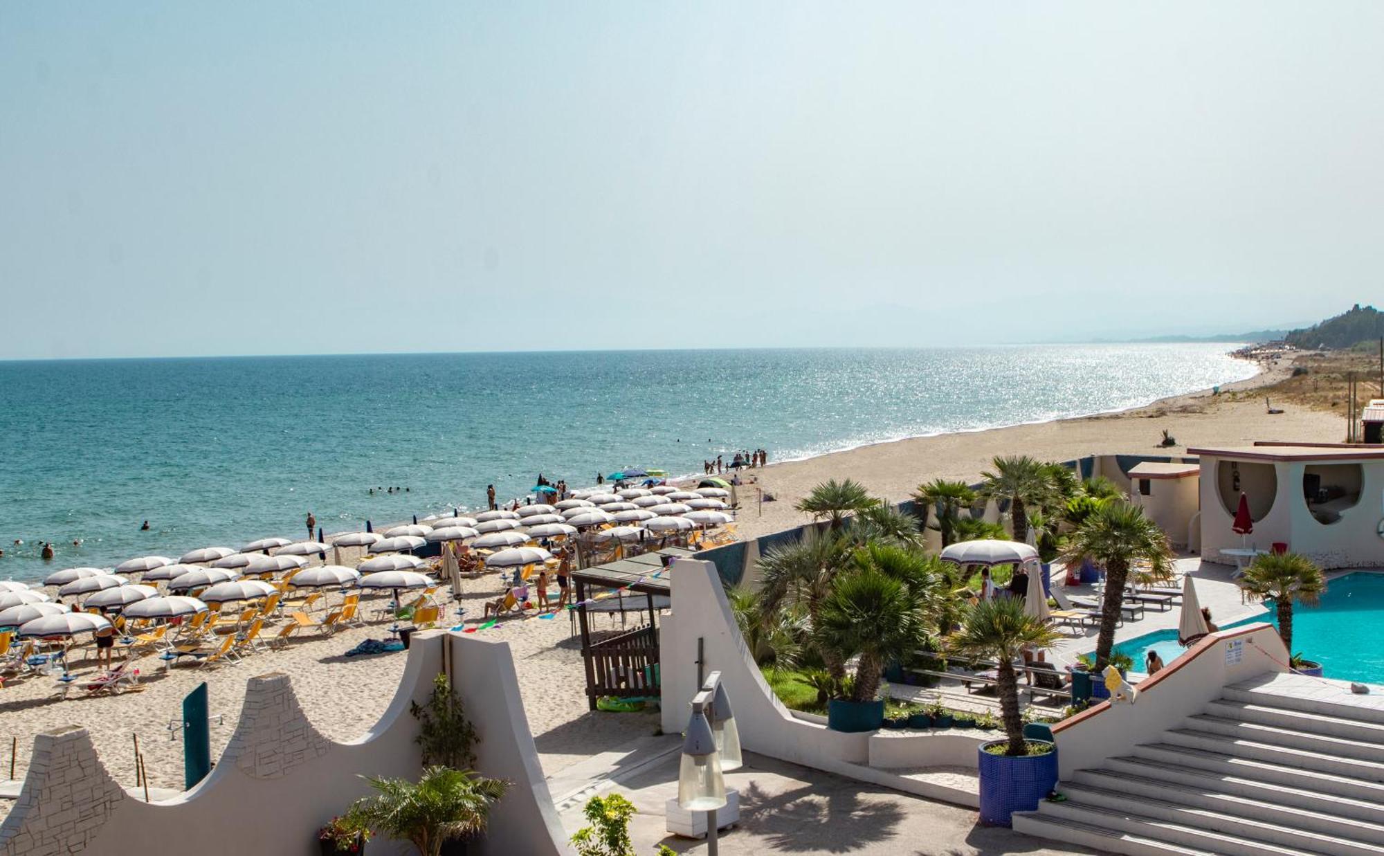 Nirvana Club Village Botricello Dış mekan fotoğraf