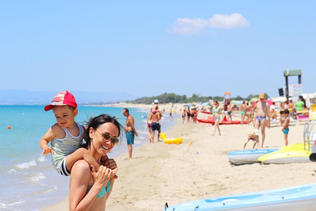 Nirvana Club Village Botricello Dış mekan fotoğraf